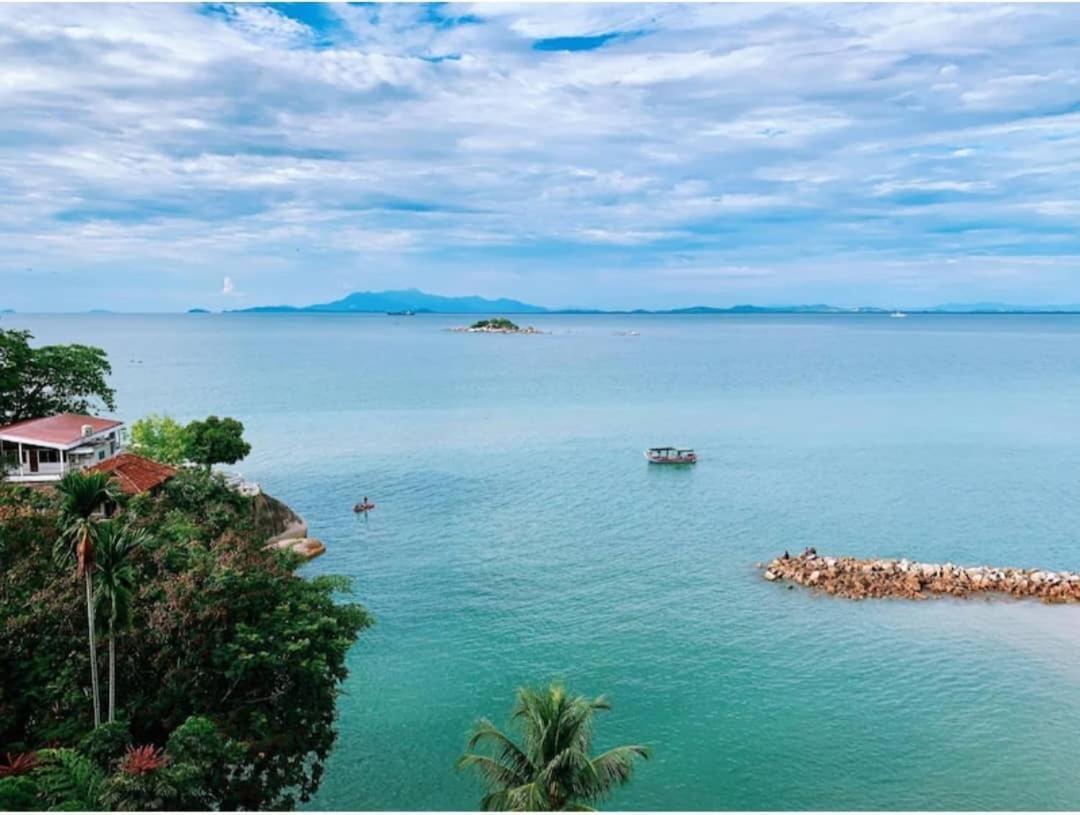 Batu Feringgi Homestay Dış mekan fotoğraf