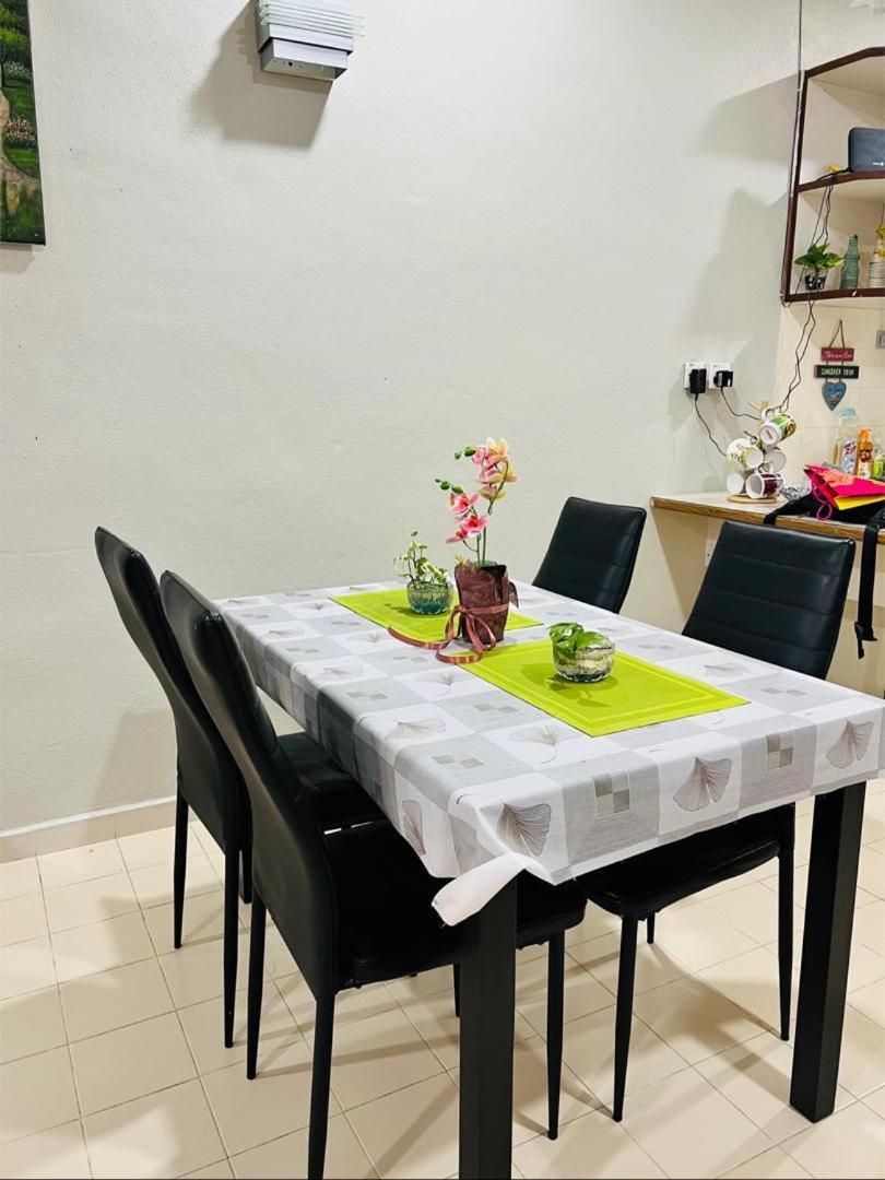 Batu Feringgi Homestay Dış mekan fotoğraf